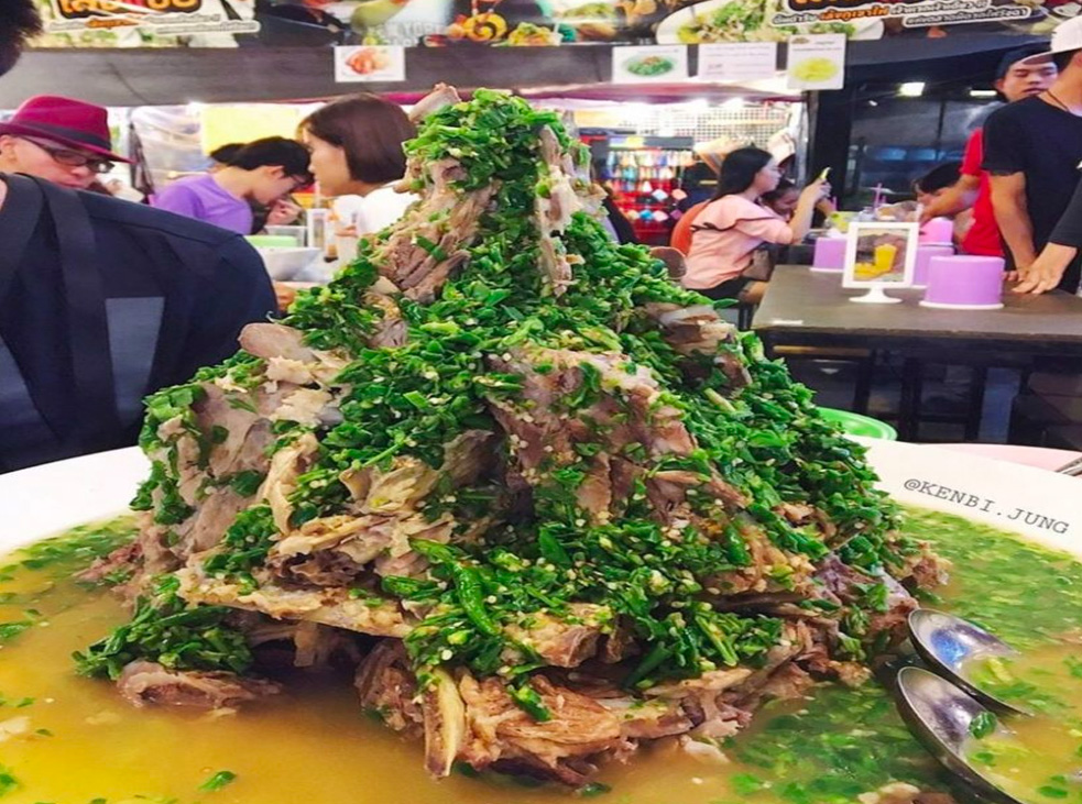 Laeng Saeb - suon ot xanh