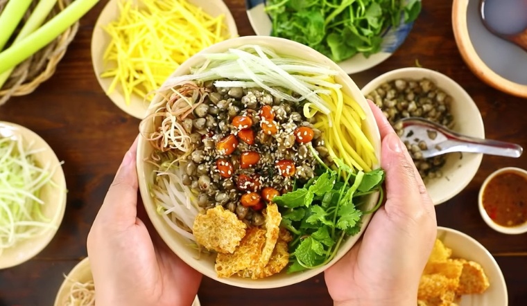 cach-lam-com-hen-don-gian-tai-nha-202302060955156535